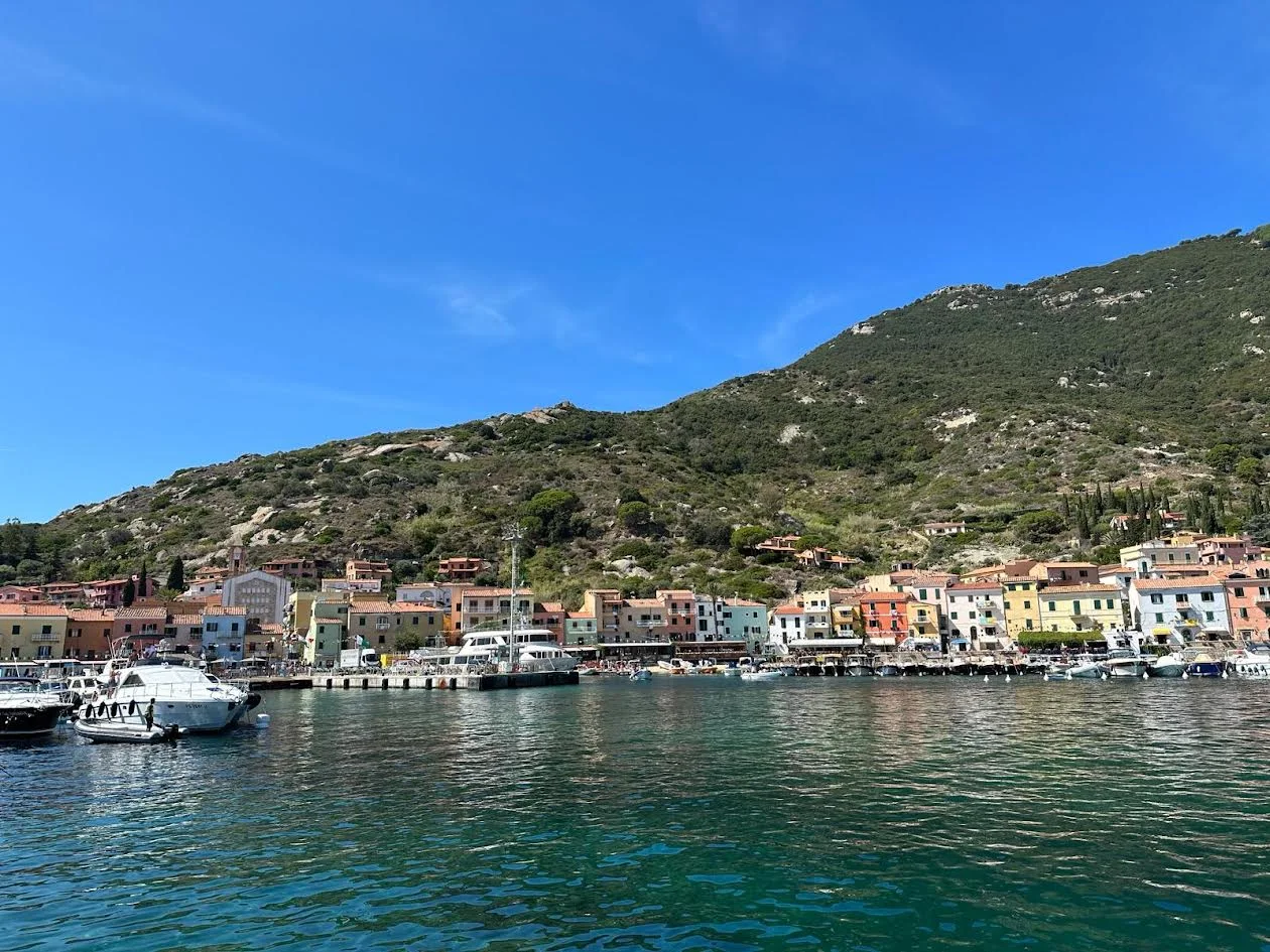 Quanto costa una vacanza all'Isola del Giglio: spese e traghetti